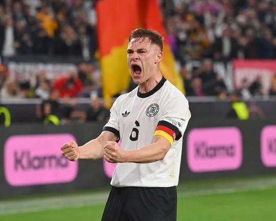 1749038589084001532.jpg e488cccc1b132526027691997ee5ce3.jpg