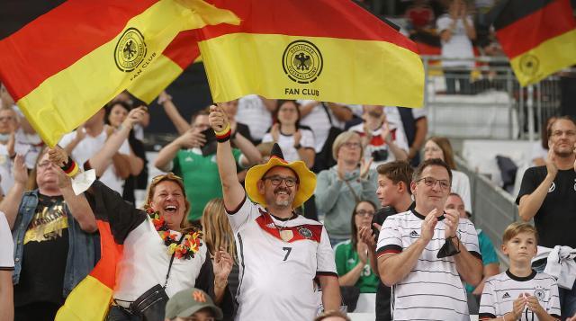 开云APP-【复盘】推迟了3天，弗利克的开门红在斯图加特上演