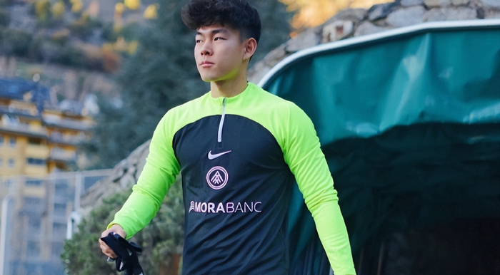 开云APP-报废了?何小珂才22岁踢不上中乙,球迷:可退役当青训教练|青岛市|中超|青岛西海岸|球队|中甲_新浪体育_新浪新闻